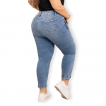 Jeans Capri Azul Claro Talla Grande – Detalle Único y Comodidad Total P2225823 - Imagen 5